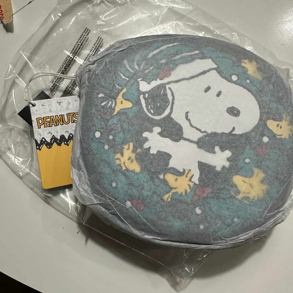 Loungefly Black and Teal Snoopy Crossbody Bag - Picture 5 of 7
